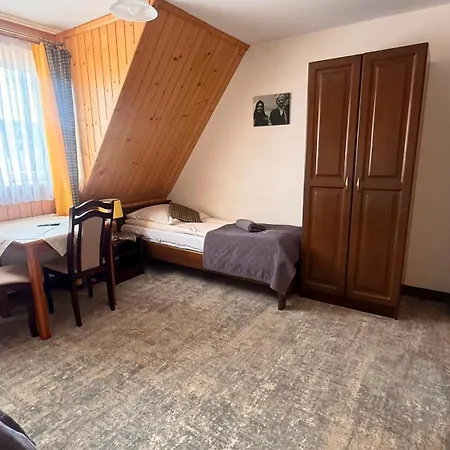 Gosciniec Nad Sucha Woda Z Sauna W Ogrodzie Accommodatie bij particulieren Ciche Małe